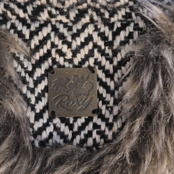 Roxy fax fur aviator hat - Picture 3 of 3